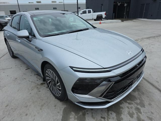 new 2025 Hyundai Sonata Hybrid car, priced at $33,149