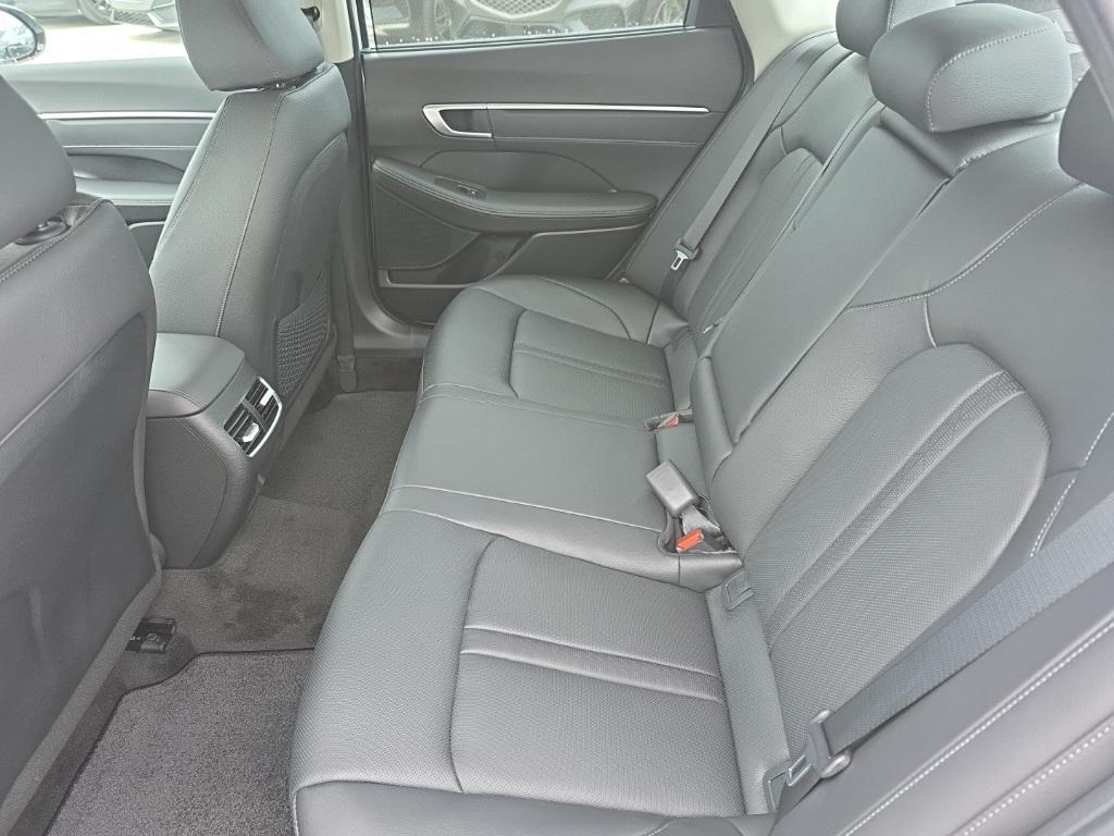 new 2025 Hyundai Sonata Hybrid car, priced at $34,649