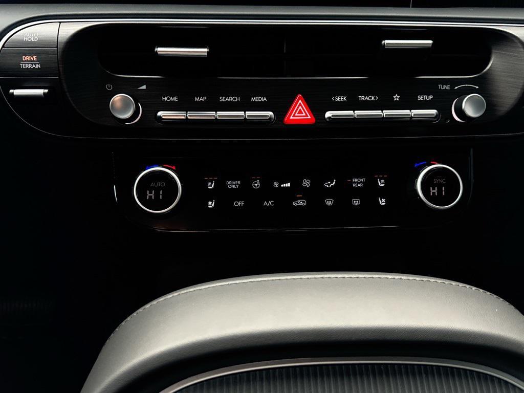 new 2026 Hyundai Palisade Hybrid car, priced at $65,075