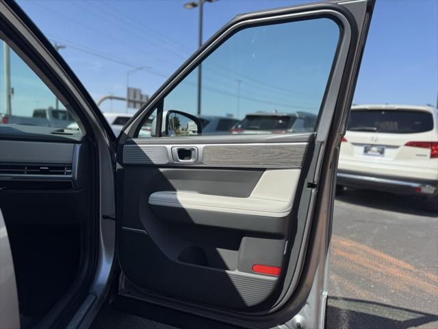 new 2025 Hyundai SANTA FE HEV car, priced at $42,999