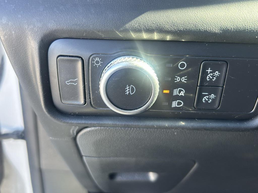 used 2022 Ford Explorer car, priced at $33,998