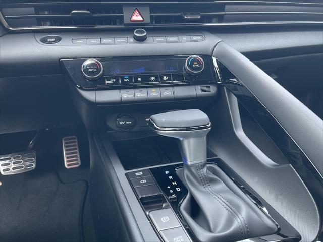 new 2025 Hyundai Elantra car, priced at $23,570
