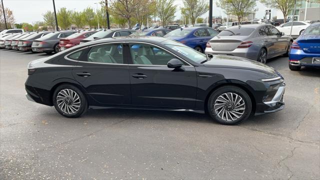 new 2024 Hyundai Sonata Hybrid car, priced at $31,785