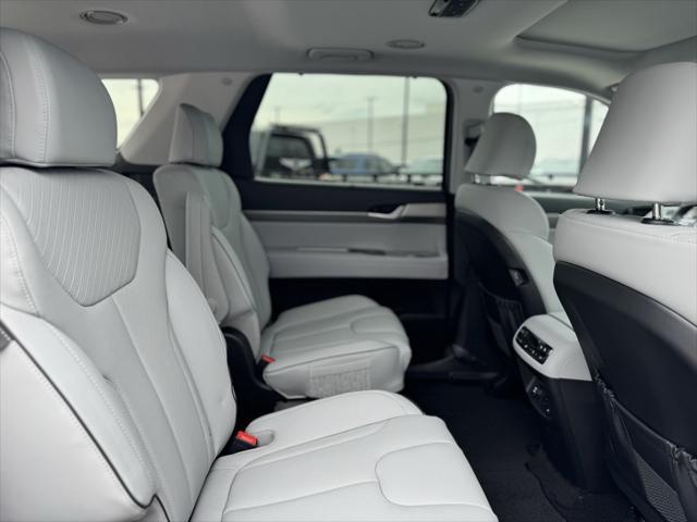 new 2025 Hyundai Palisade car, priced at $42,456