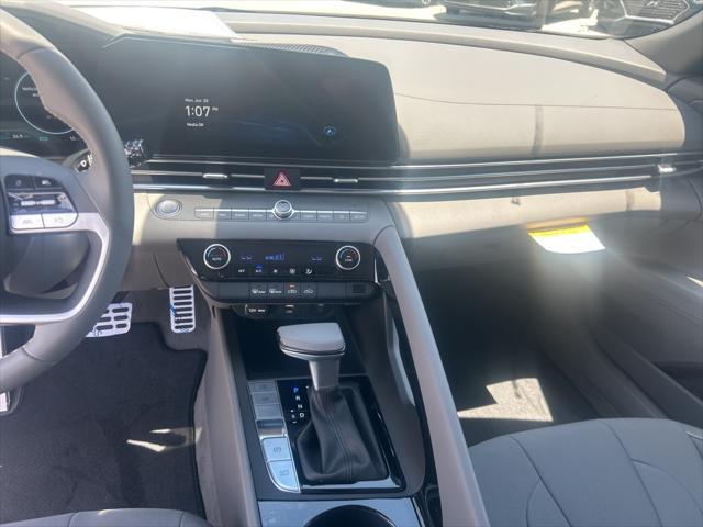 new 2025 Hyundai Elantra car, priced at $22,628