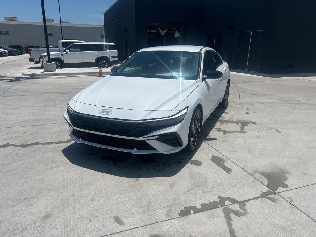 new 2025 Hyundai Elantra car, priced at $25,378
