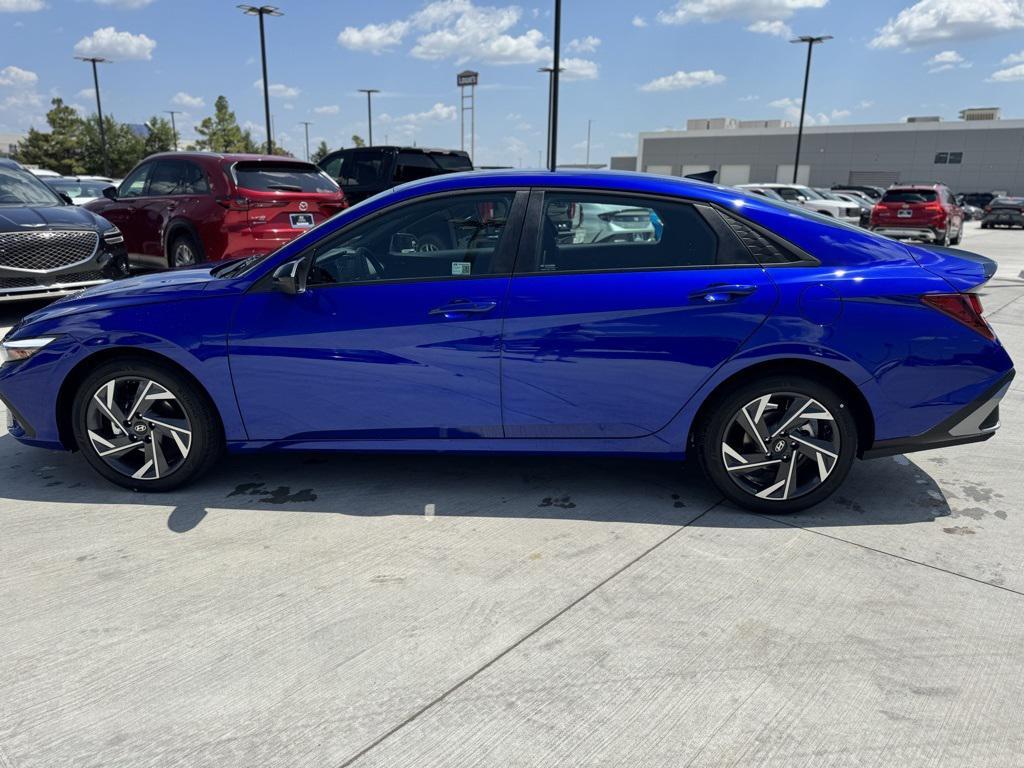 new 2025 Hyundai Elantra car, priced at $22,386