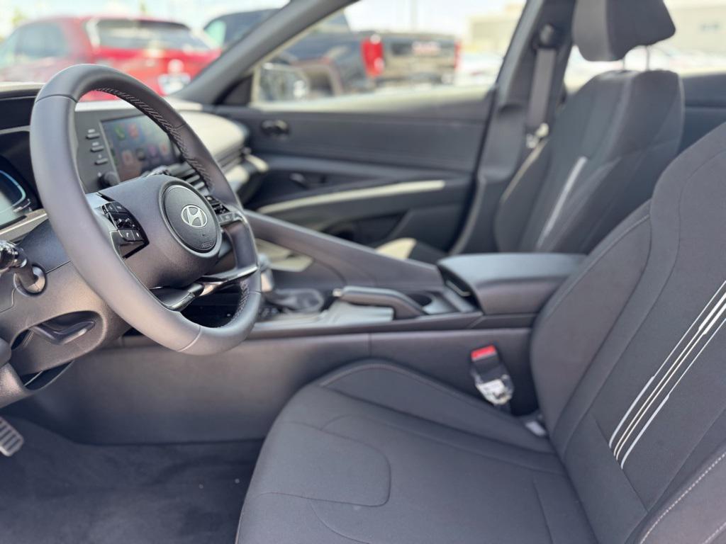 new 2025 Hyundai Elantra car, priced at $22,386