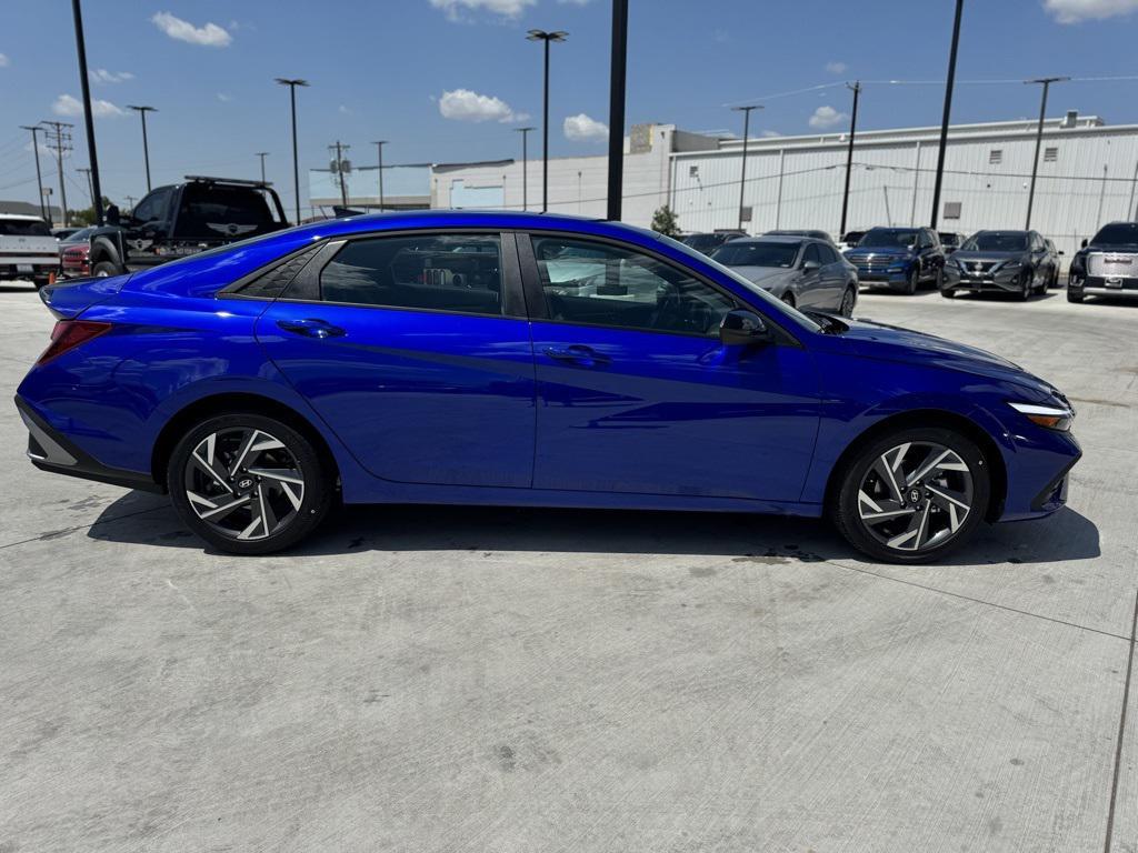 new 2025 Hyundai Elantra car, priced at $22,386