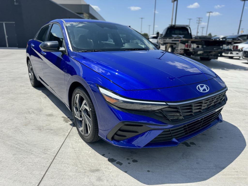 new 2025 Hyundai Elantra car, priced at $22,386