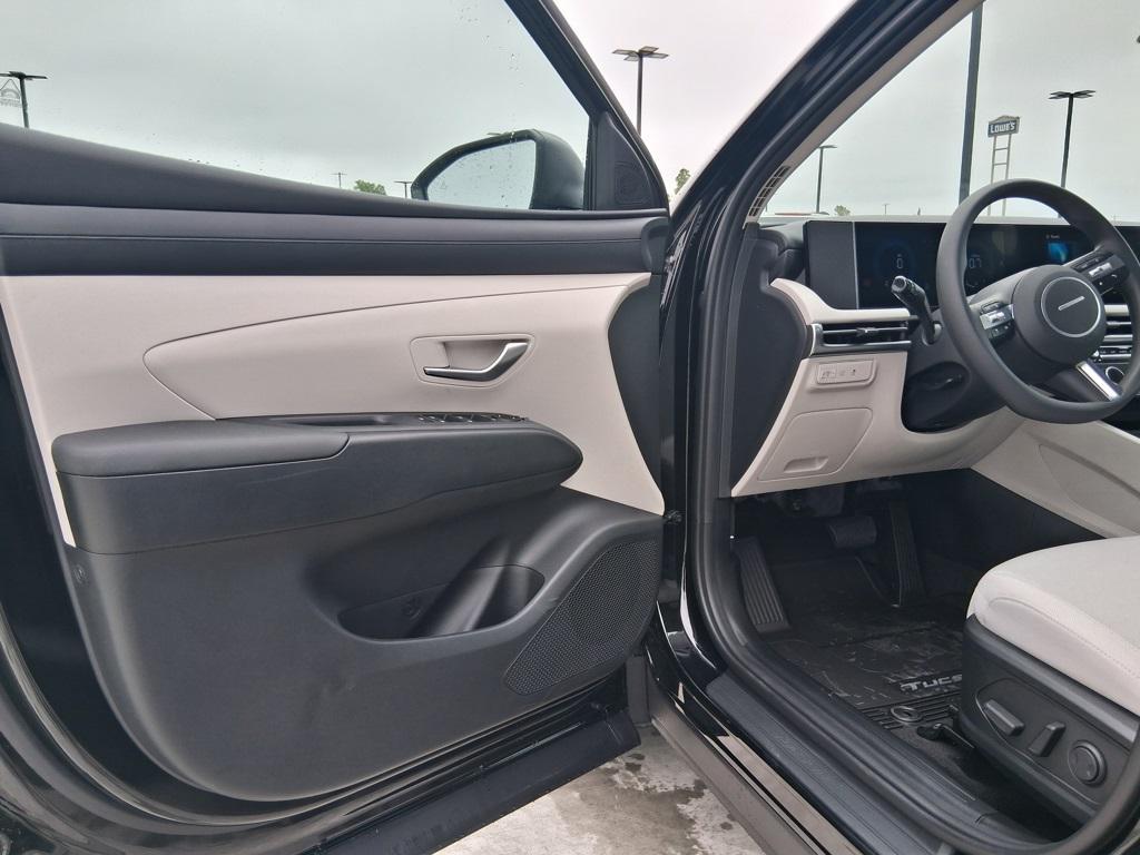 new 2026 Hyundai Tucson car, priced at $30,733