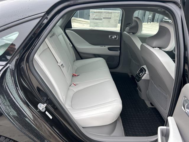 new 2025 Hyundai IONIQ 6 car, priced at $39,893