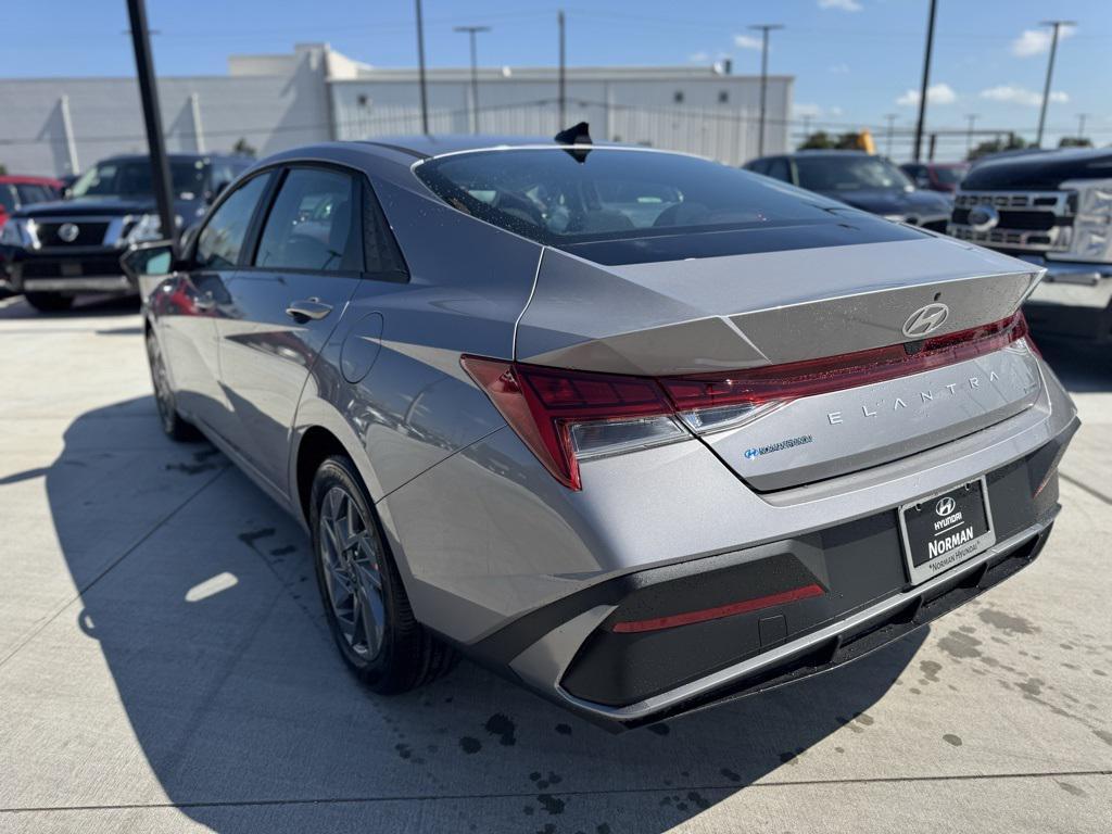 new 2025 Hyundai ELANTRA HEV car, priced at $22,876