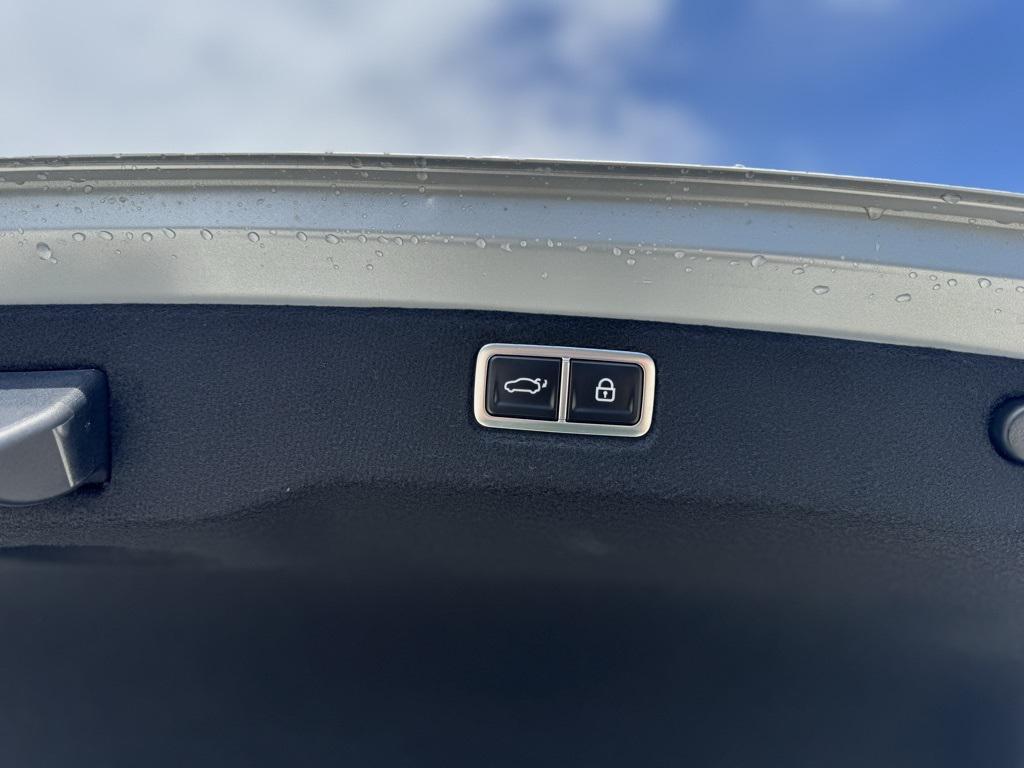 new 2025 Hyundai Sonata Hybrid car, priced at $34,649