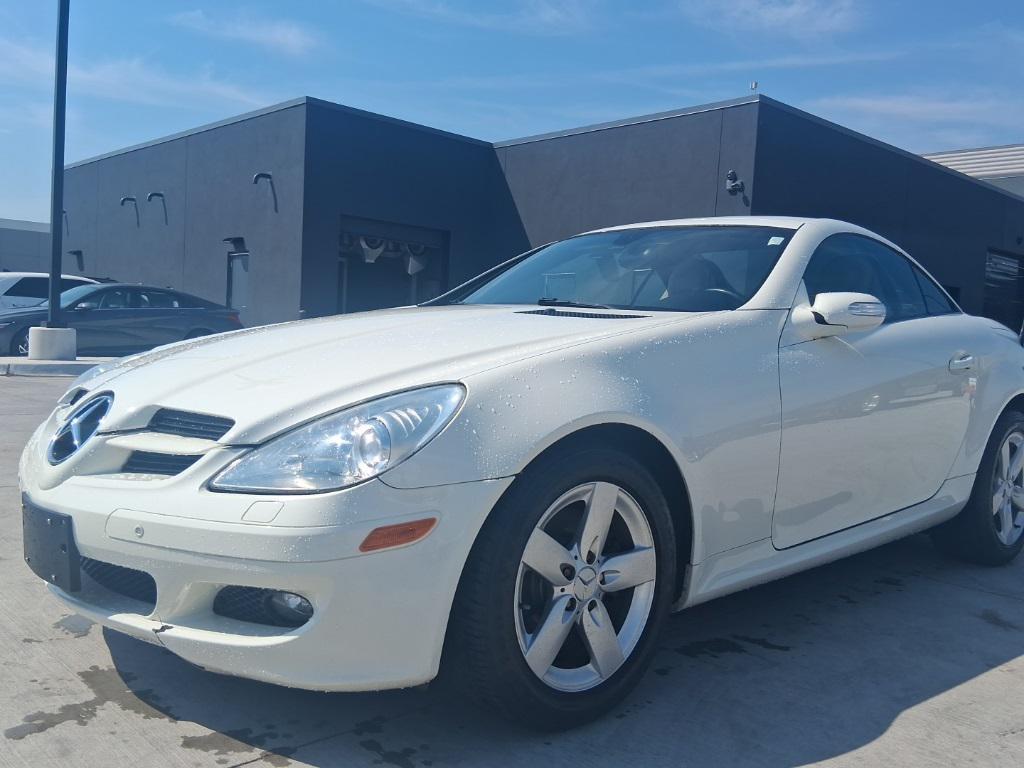 used 2007 Mercedes-Benz SLK-Class car, priced at $8,998