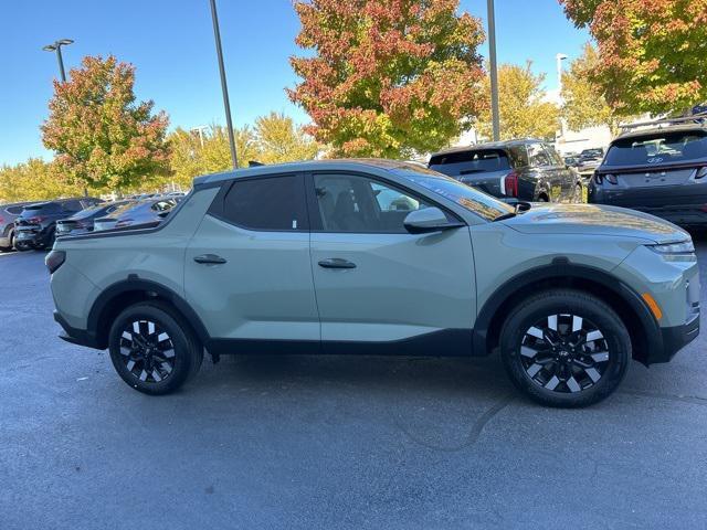 new 2025 Hyundai Santa Cruz car, priced at $30,690