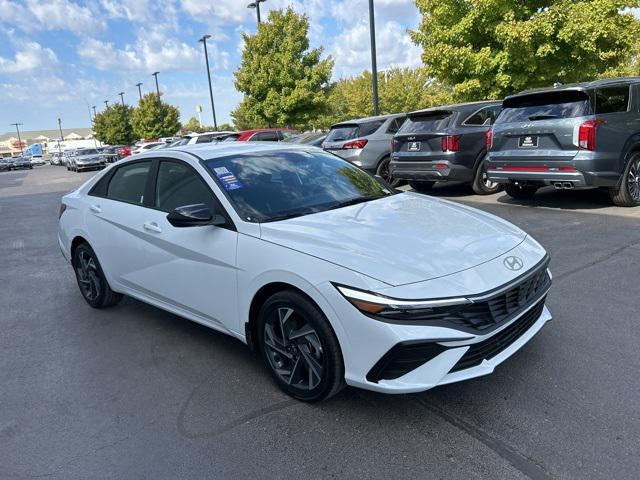 new 2025 Hyundai Elantra HEV car, priced at $28,633