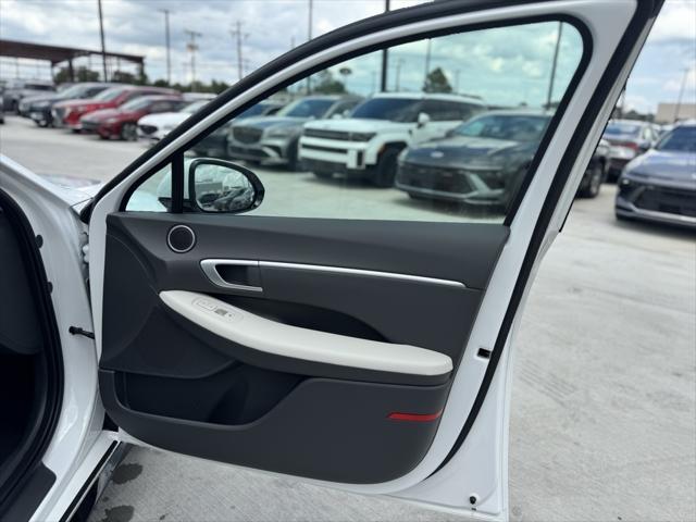 new 2025 Hyundai Sonata car, priced at $26,693