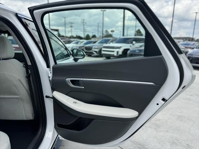 new 2025 Hyundai Sonata car, priced at $26,693