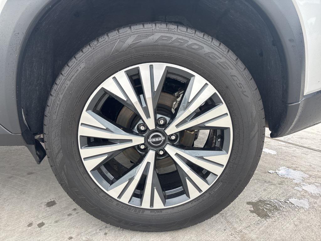 used 2023 Nissan Rogue car, priced at $20,179