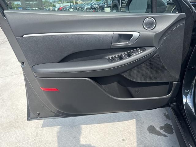 new 2025 Hyundai Sonata car, priced at $22,211