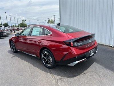 new 2025 Hyundai Sonata car, priced at $28,345