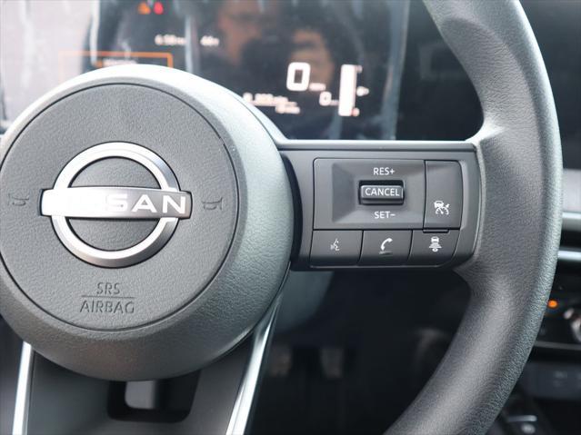 new 2025 Nissan Kicks car, priced at $28,040