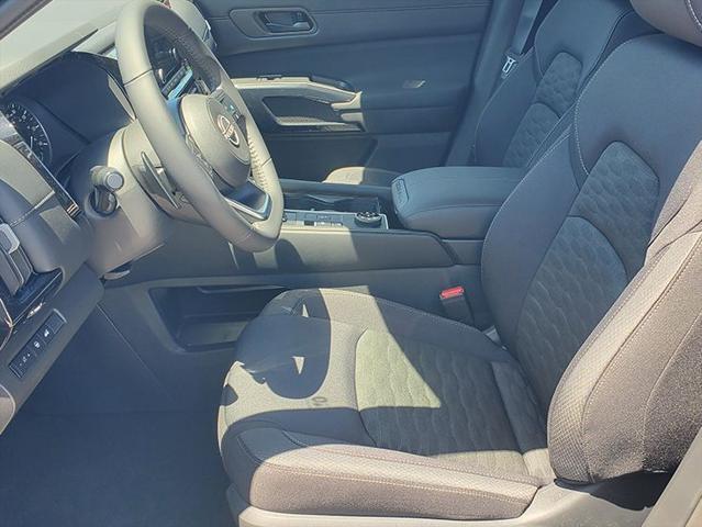 new 2025 Nissan Pathfinder car, priced at $43,045