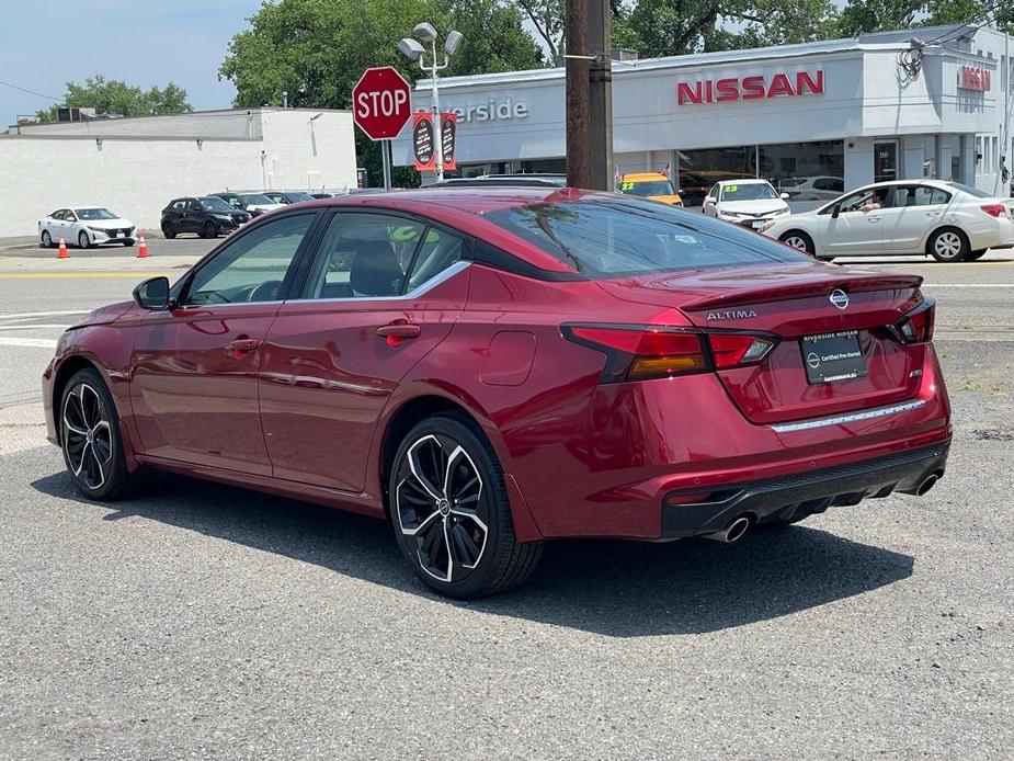 used 2023 Nissan Altima car, priced at $24,285