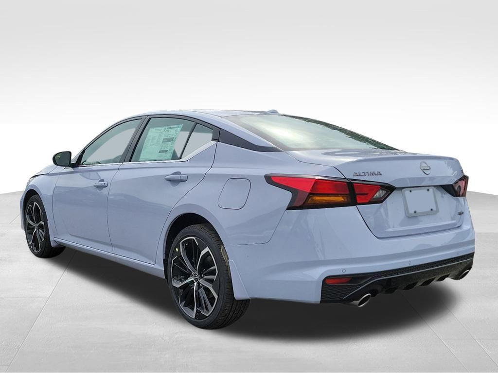 new 2025 Nissan Altima car, priced at $32,660