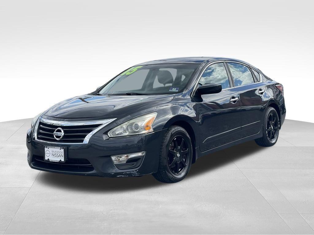 used 2015 Nissan Altima car, priced at $9,265