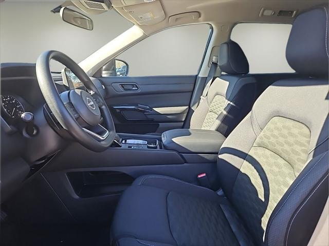 new 2025 Nissan Pathfinder car, priced at $38,330