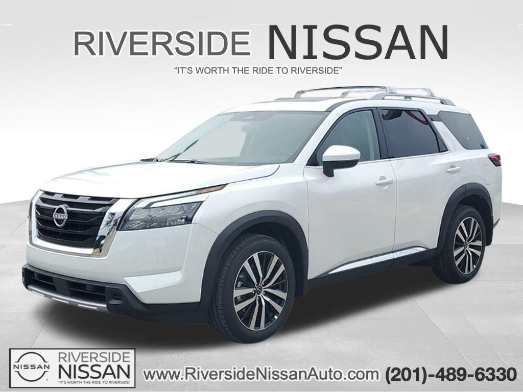 new 2025 Nissan Pathfinder car, priced at $45,350