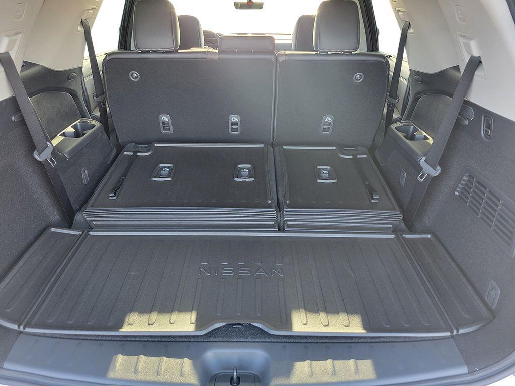 new 2025 Nissan Pathfinder car, priced at $45,350
