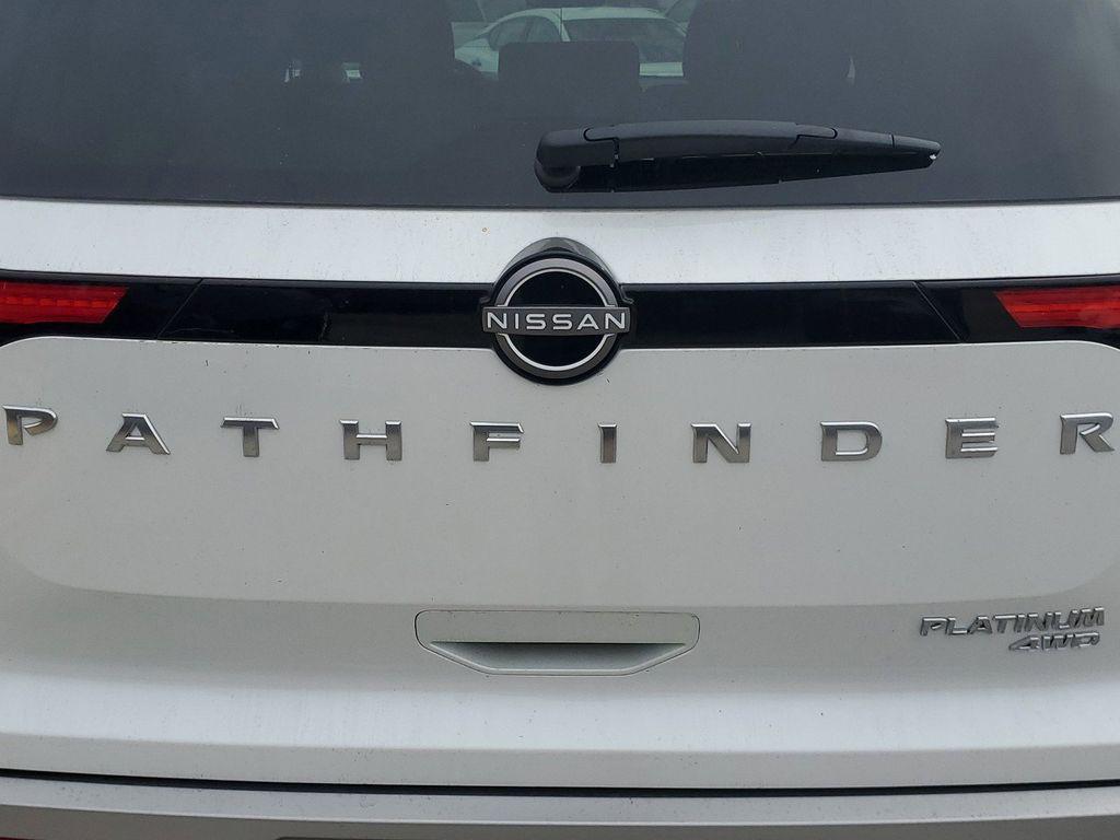 new 2025 Nissan Pathfinder car, priced at $45,350