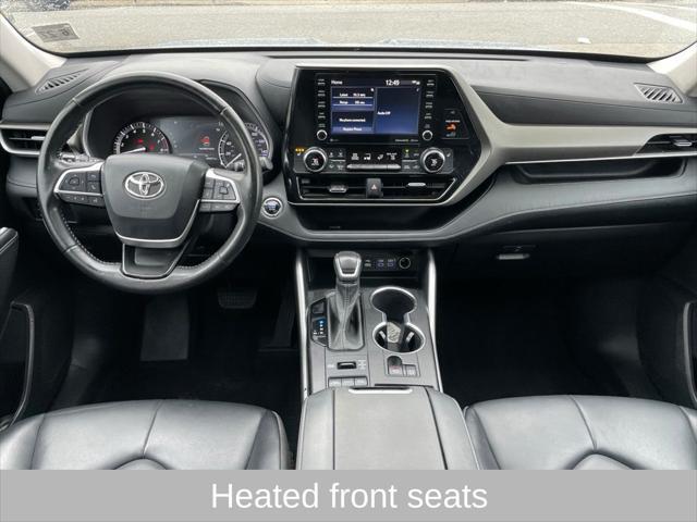 used 2022 Toyota Highlander car, priced at $32,185