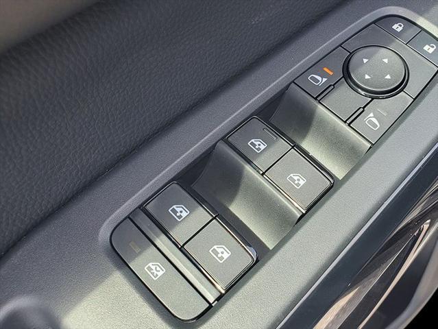 new 2025 Nissan Pathfinder car, priced at $37,830