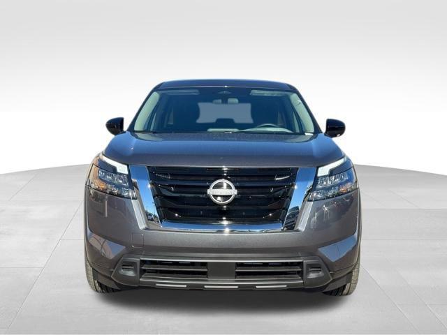 new 2025 Nissan Pathfinder car, priced at $37,830