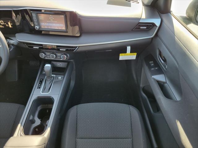 new 2025 Nissan Kicks car, priced at $24,280