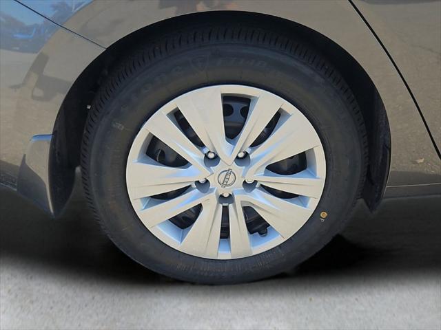 new 2025 Nissan Sentra car, priced at $22,155