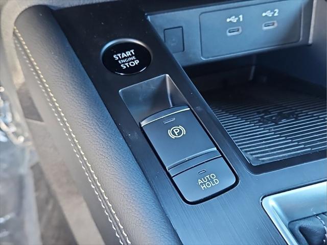 new 2025 Nissan Kicks car, priced at $26,380