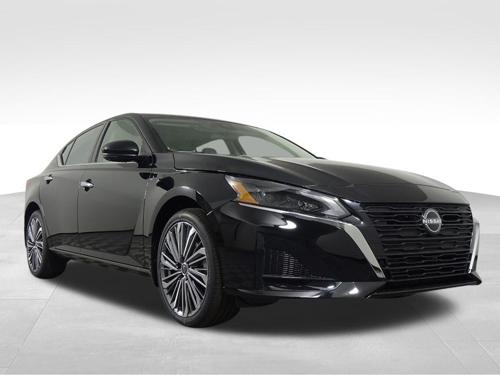 new 2025 Nissan Altima car, priced at $34,929