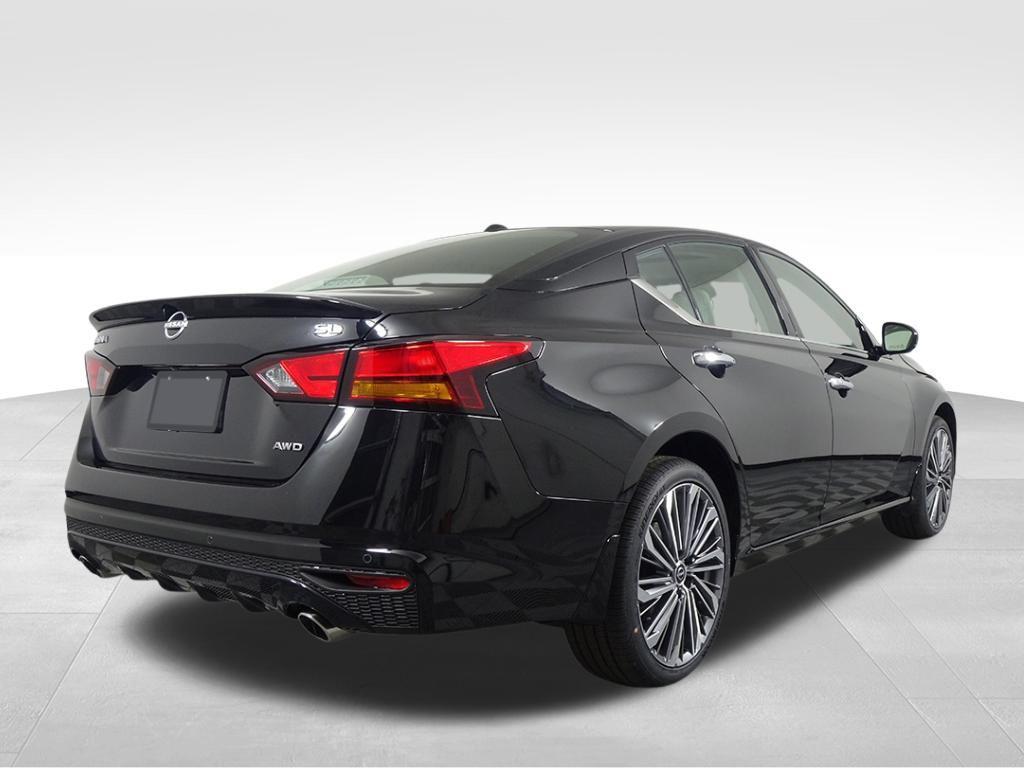new 2025 Nissan Altima car, priced at $34,929