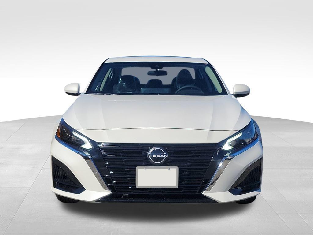 new 2025 Nissan Altima car, priced at $30,603