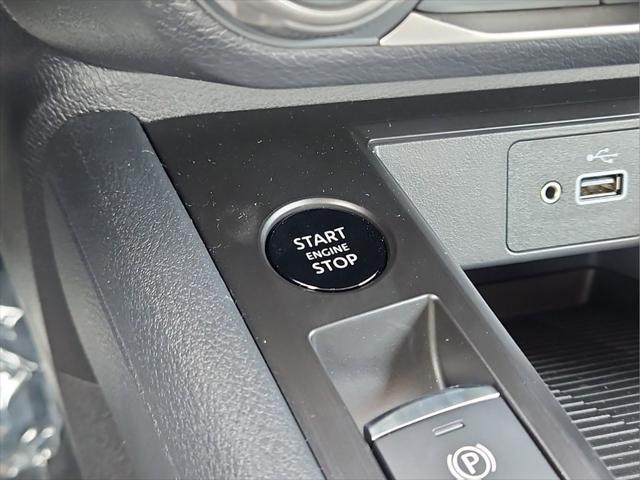 new 2025 Nissan Kicks car, priced at $24,380