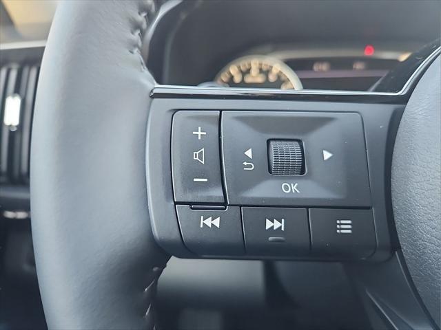 new 2025 Nissan Pathfinder car, priced at $45,190