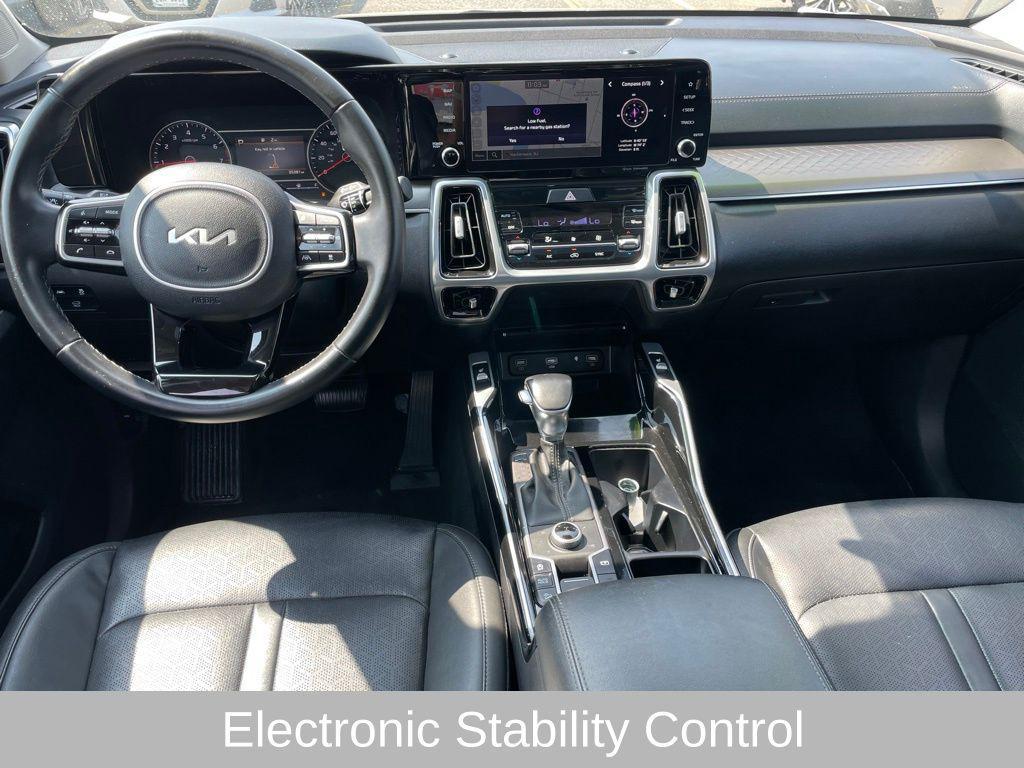 used 2022 Kia Sorento car, priced at $28,435