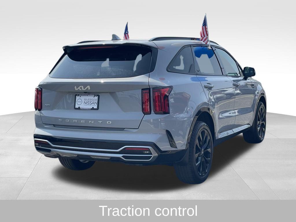 used 2022 Kia Sorento car, priced at $28,435