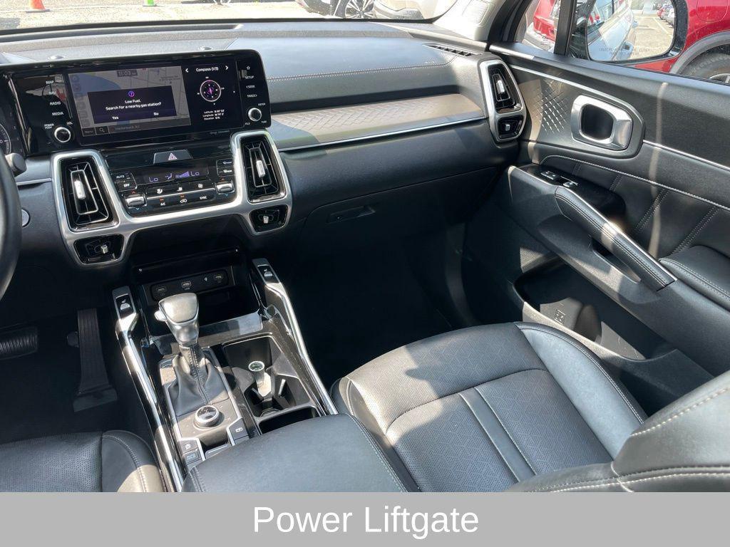 used 2022 Kia Sorento car, priced at $28,435