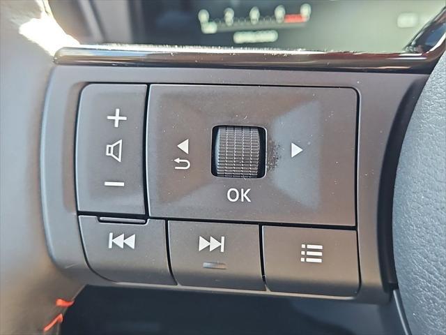 new 2025 Nissan Kicks car, priced at $28,790